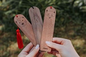 Lesezeichen aus Holz Cute Bunny  Bookmark