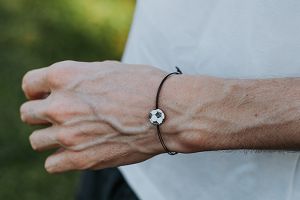 Zartes Armband Football Black Bracelet